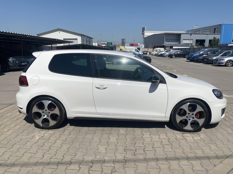 VW Golf GTI !PROMO! 2.0 T ! DSG ! EURO 5A !, снимка 4 - Автомобили и джипове - 47078855