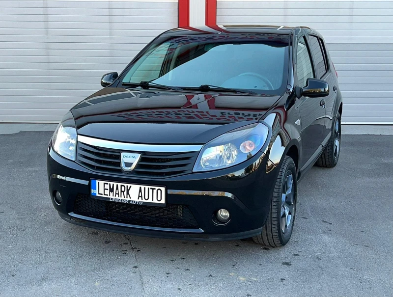 Dacia Sandero 1.2I KLIMATIK EVRO 5A ЛИЗИНГ!!!, снимка 4 - Автомобили и джипове - 47802897