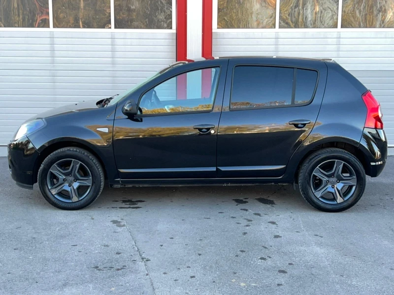 Dacia Sandero 1.2I KLIMATIK EVRO 5A ЛИЗИНГ!!!, снимка 5 - Автомобили и джипове - 47802897