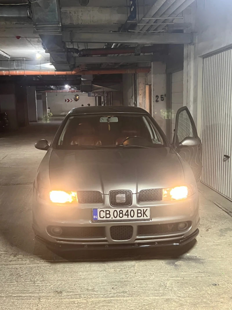 Seat Leon, снимка 4 - Автомобили и джипове - 48118695