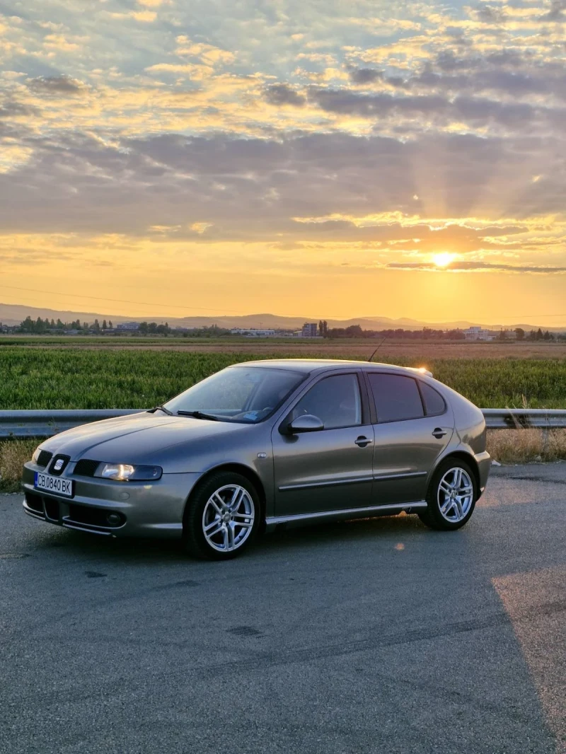 Seat Leon, снимка 1 - Автомобили и джипове - 48118695