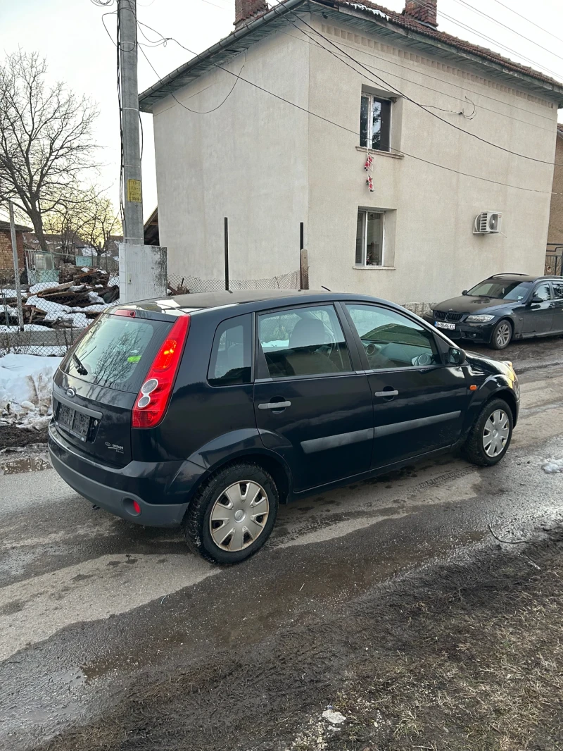 Ford Fiesta 1.3, снимка 3 - Автомобили и джипове - 48547237