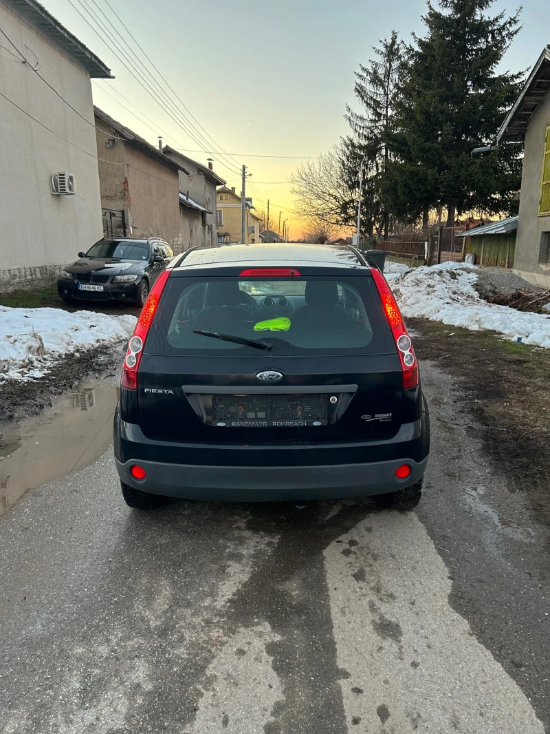 Ford Fiesta 1.3, снимка 4 - Автомобили и джипове - 48547237