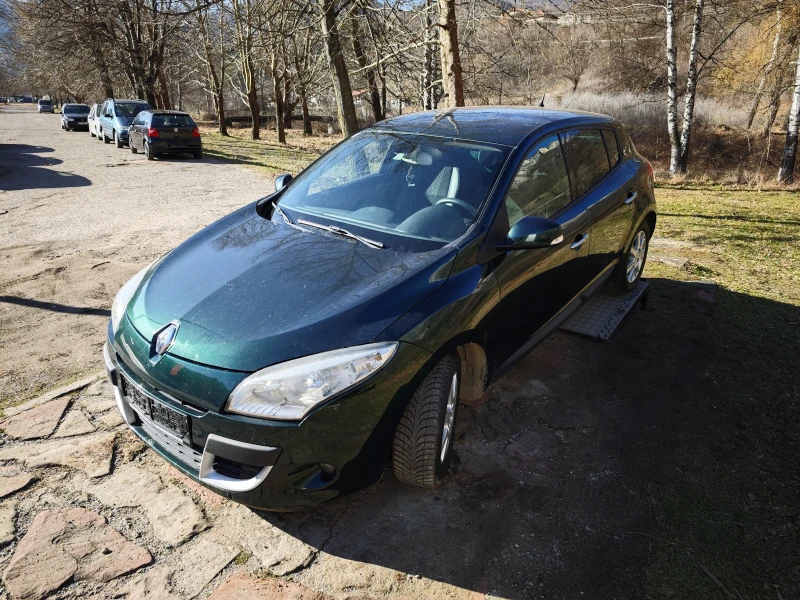 Renault Megane 1.5DCI НОВ ВНОС, снимка 3 - Автомобили и джипове - 48689215