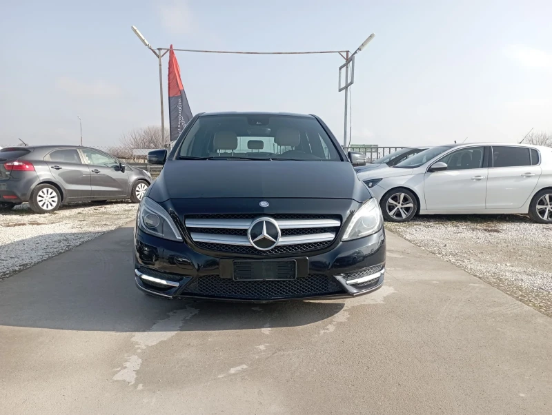 Mercedes-Benz B 200 Кожа, Навигация, Камера , снимка 1 - Автомобили и джипове - 48954949