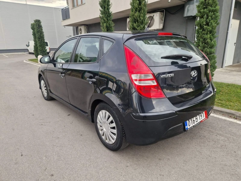 Hyundai I30 1.6 дизел , снимка 6 - Автомобили и джипове - 52541437