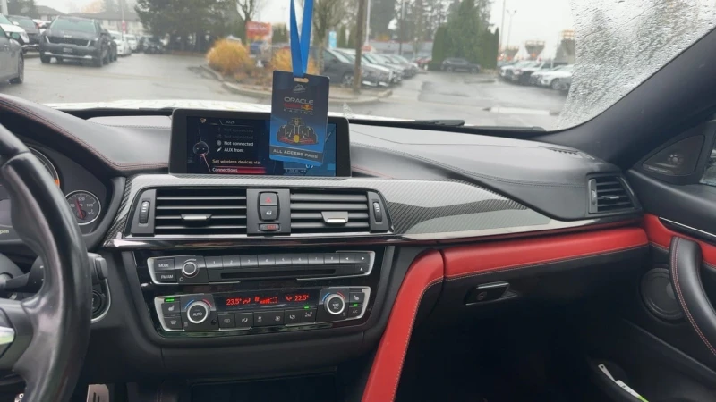 BMW M4 * 2dr Cpe * CARFAX * БЕЗ ПЪРВОНАЧАЛНА ВНОСКА, снимка 8 - Автомобили и джипове - 52745280