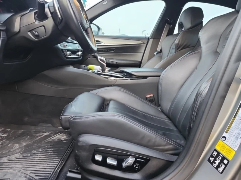 BMW M5 * COMPETITION * CARFAX * БЕЗ ПЪРВОНАЧАЛНА ВНОСКА, снимка 5 - Автомобили и джипове - 53145148