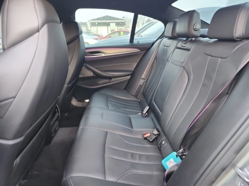 BMW M5 * COMPETITION * CARFAX * БЕЗ ПЪРВОНАЧАЛНА ВНОСКА, снимка 10 - Автомобили и джипове - 53145148