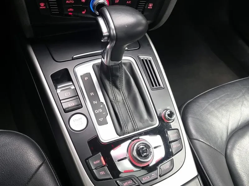 Audi A4 2.0 TDI, снимка 9 - Автомобили и джипове - 54143547