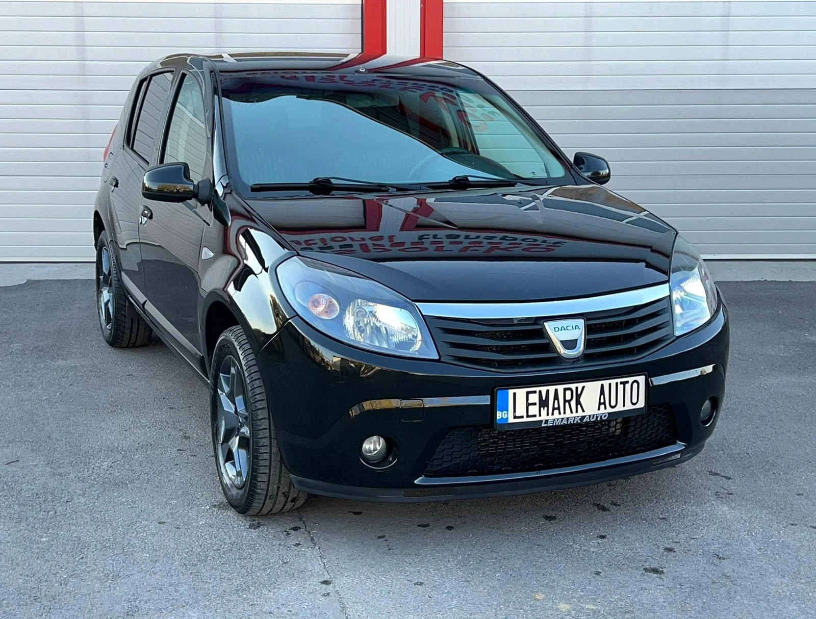 Dacia Sandero 1.2I KLIMATIK EVRO 5A ЛИЗИНГ!!! - изображение 3