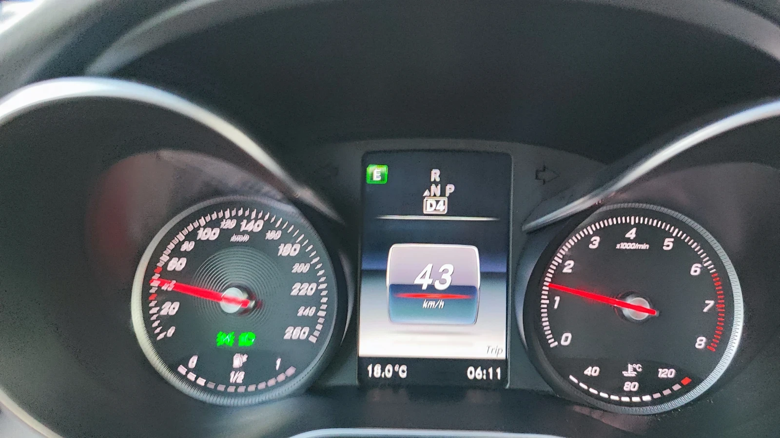 Mercedes-Benz C 300  - изображение 10
