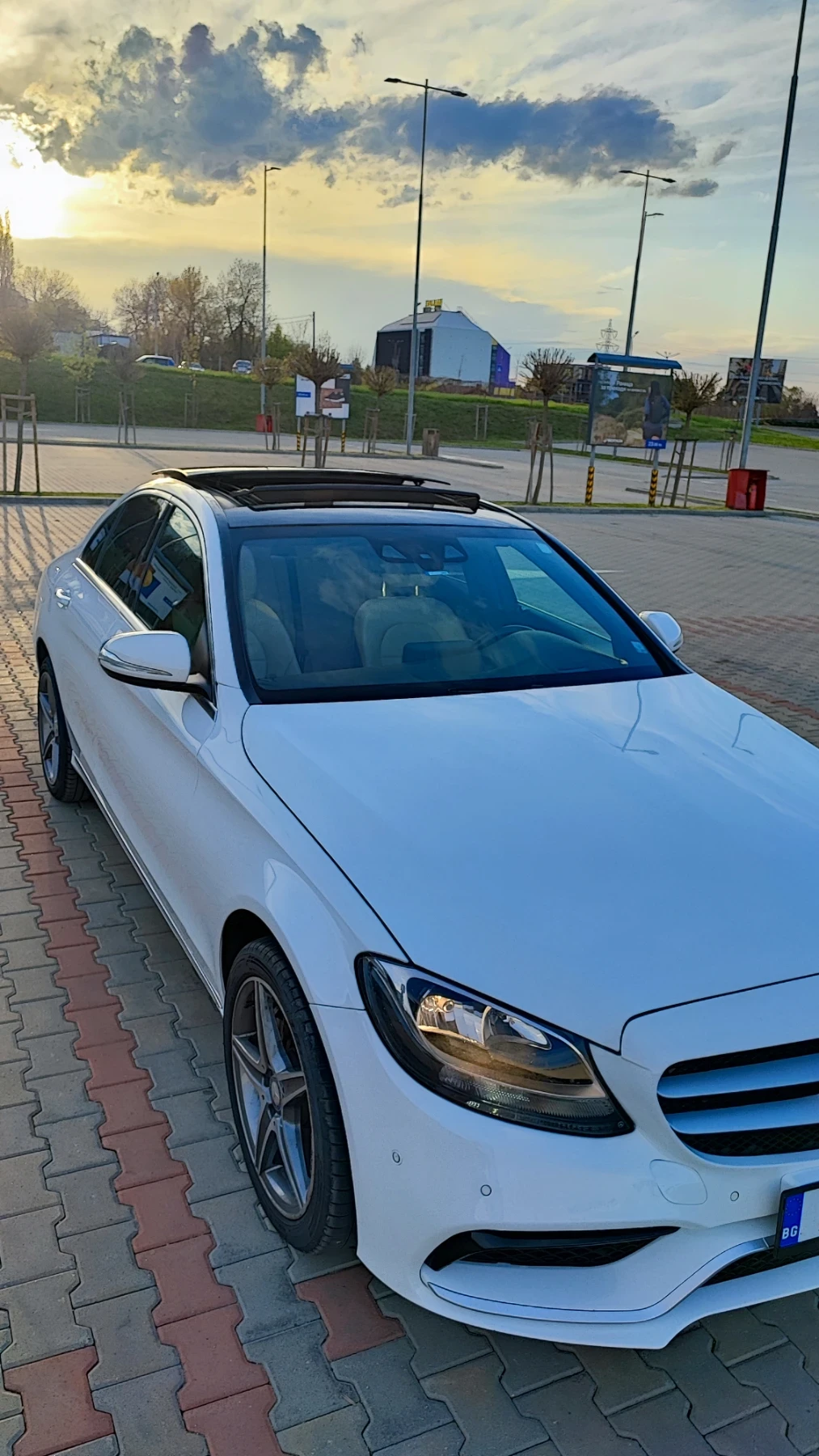 Mercedes-Benz C 300  - изображение 9