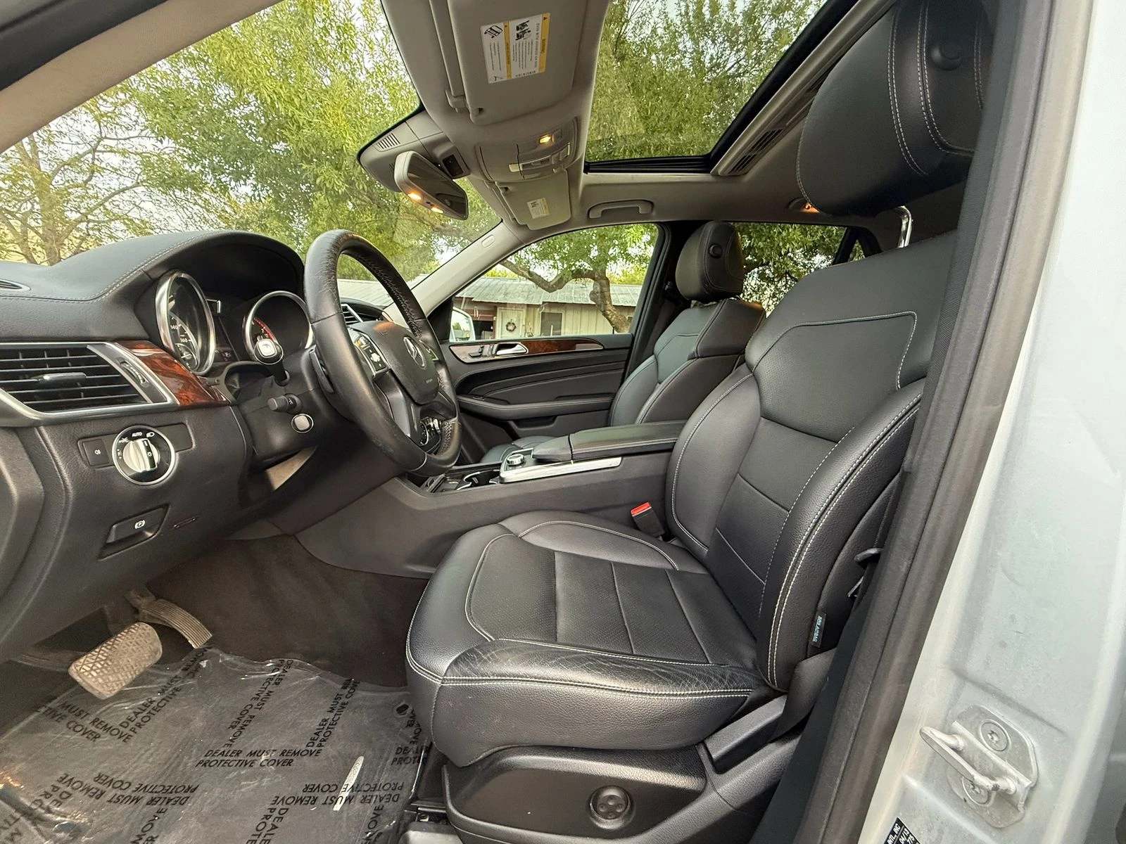 Mercedes-Benz ML 550 4MATIC* Keyless* Lane Assist* Зад.Камера* Адапт.Фа - изображение 8