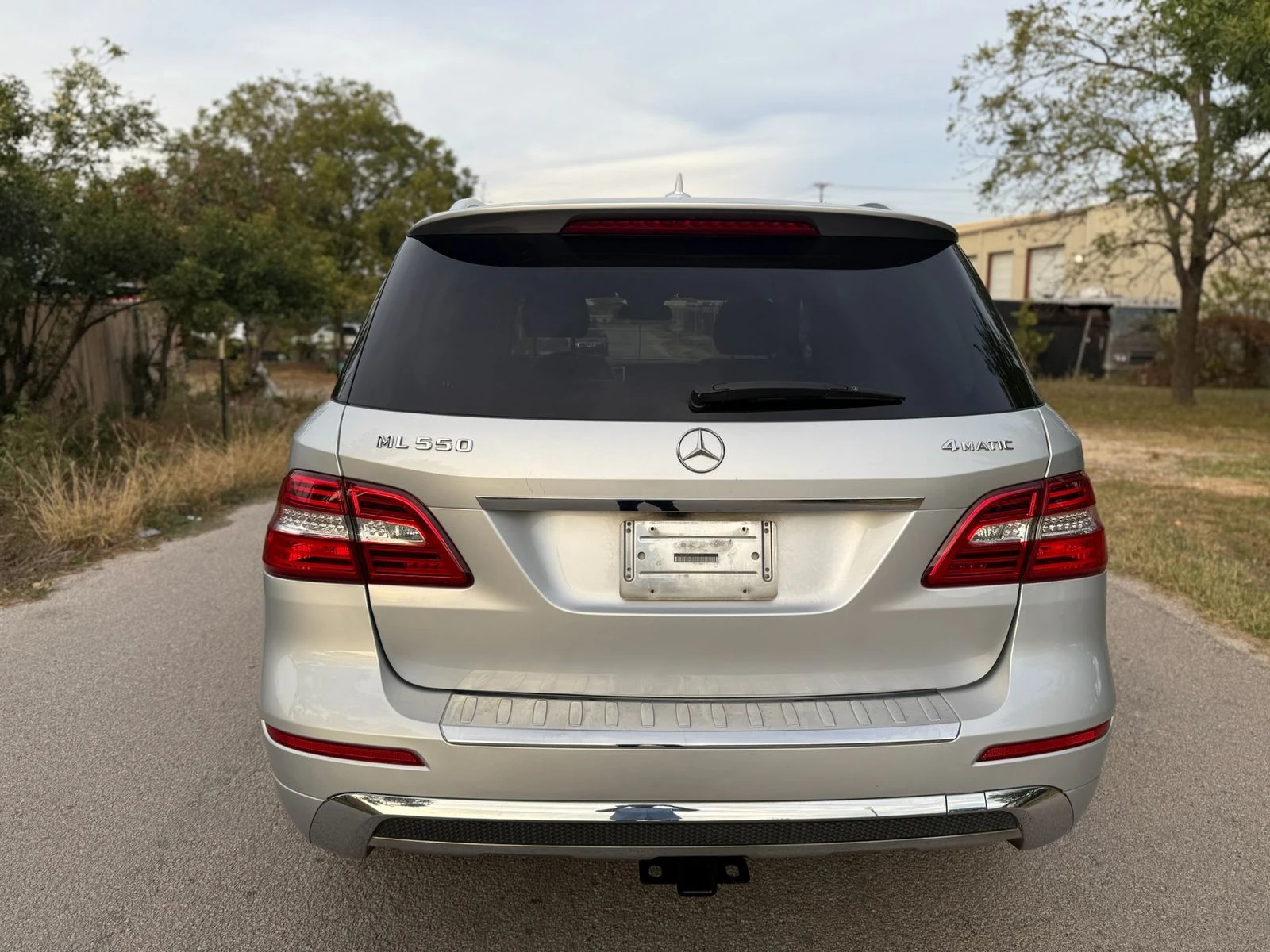 Mercedes-Benz ML 550 4MATIC* Keyless* Lane Assist* Зад.Камера* Адапт.Фа - изображение 5