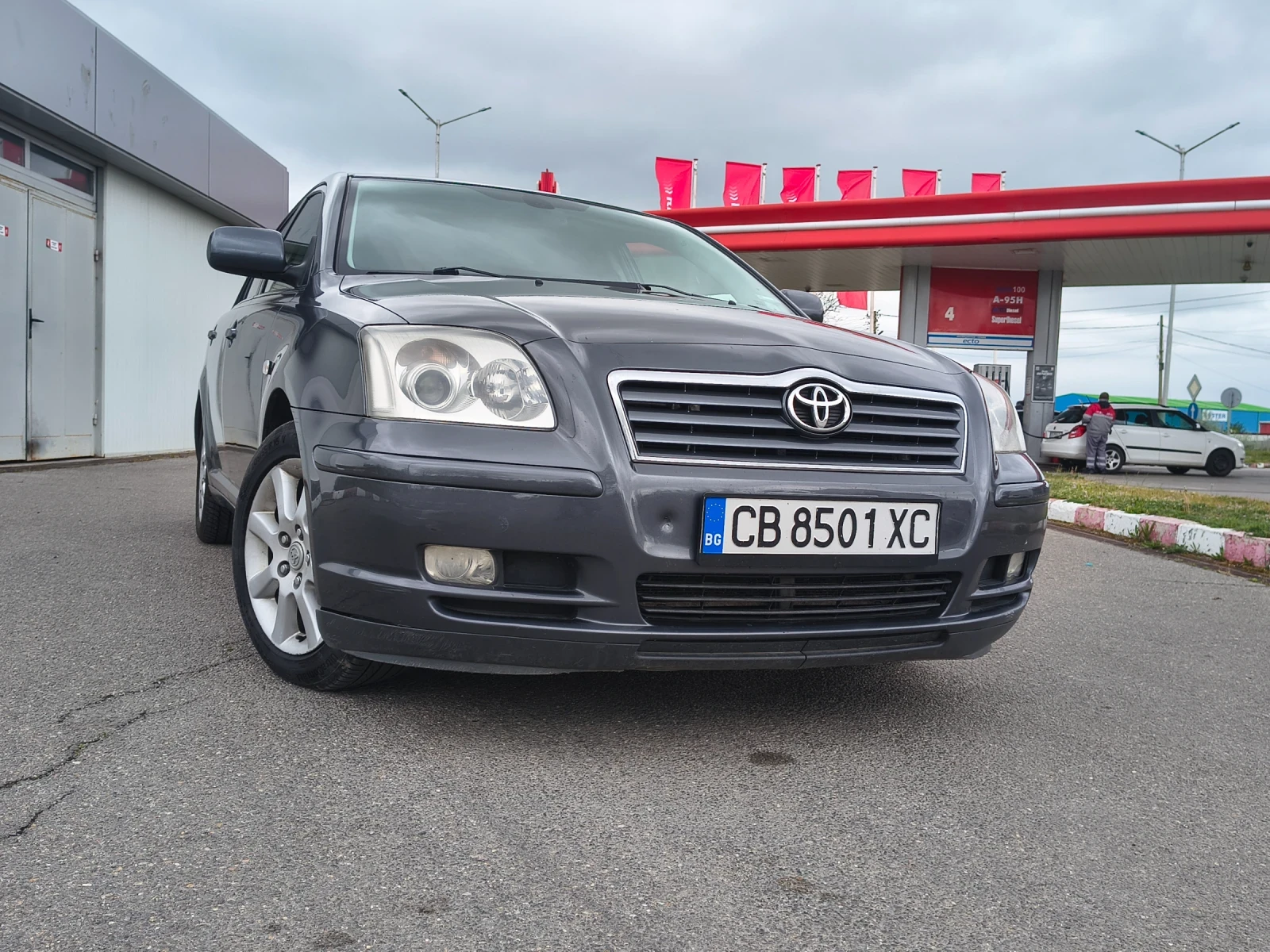 Toyota Avensis  - изображение 3