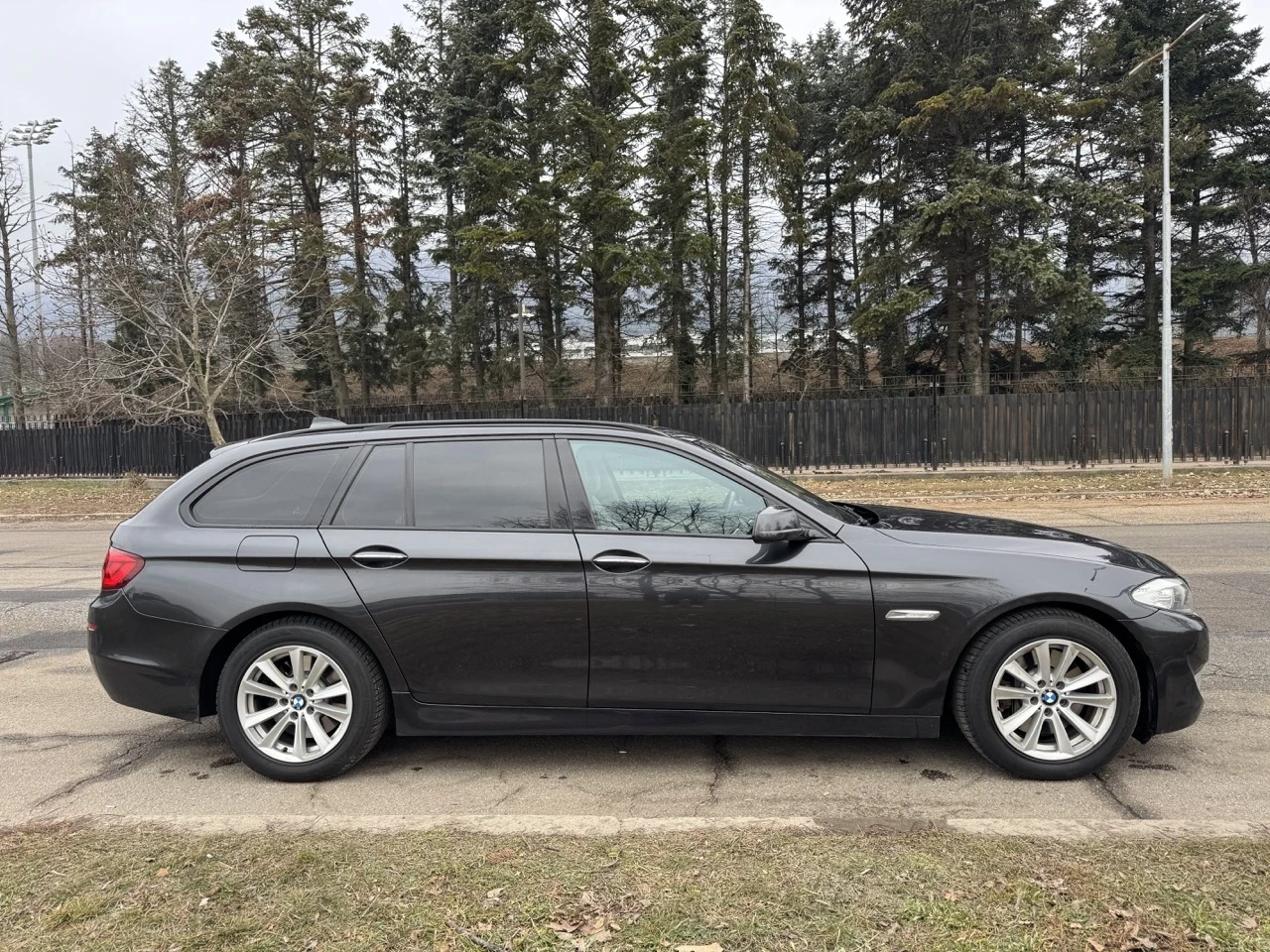 BMW 530 xDrive Touring - изображение 5