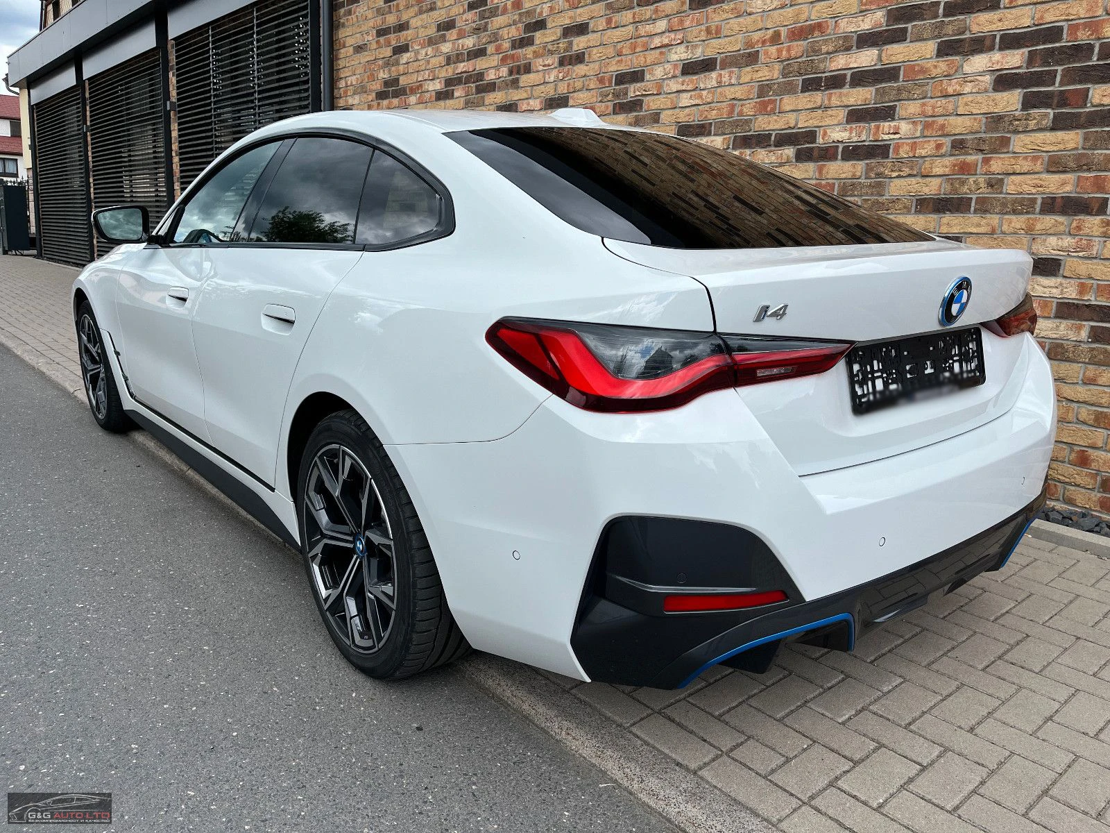 BMW i4 40 M-SPORT/340HP/GRAN-COUPE/HUD/NAVI/KLESS/579v - изображение 4