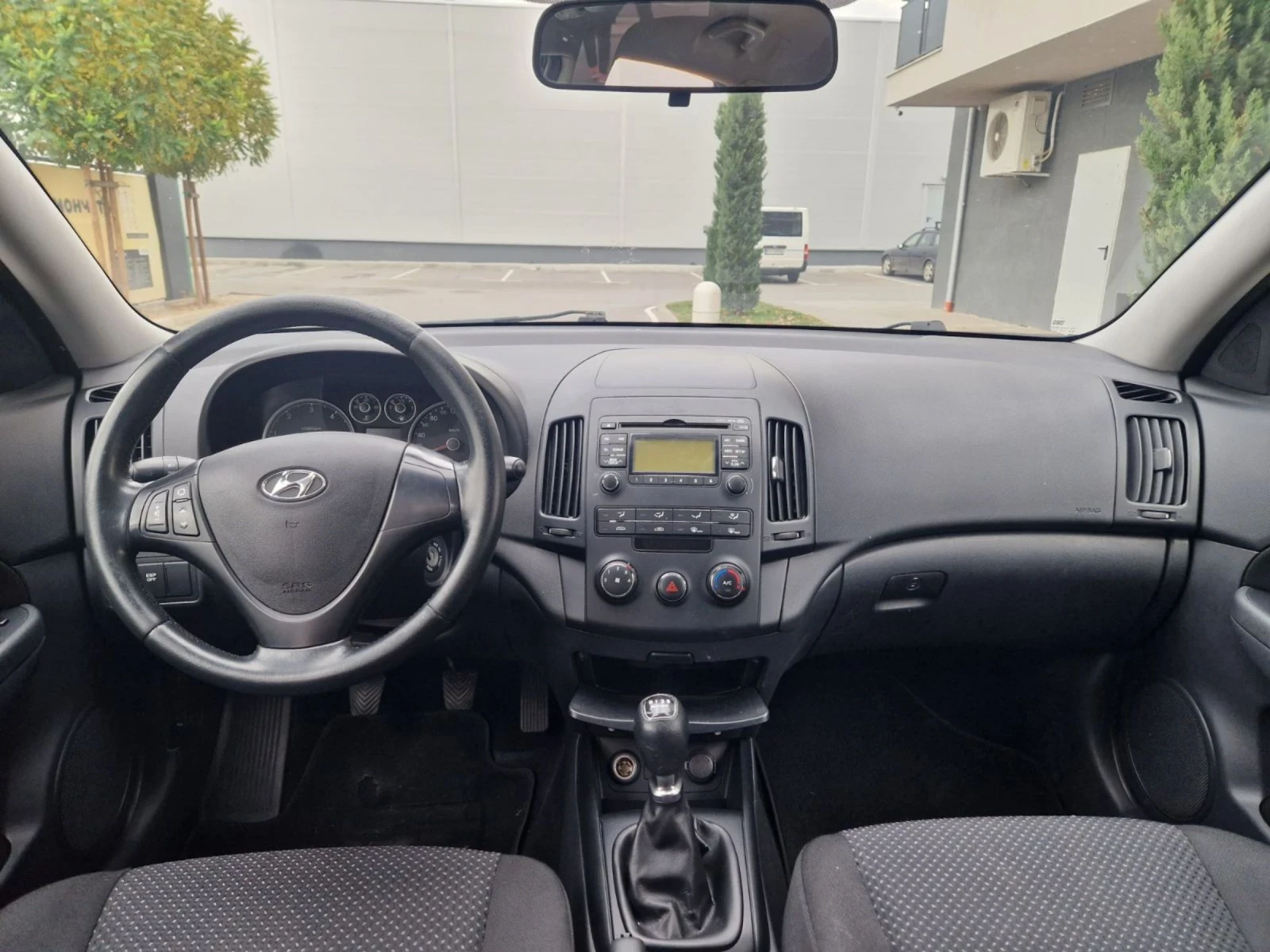 Hyundai I30 1.6   | Mobile.bg   13