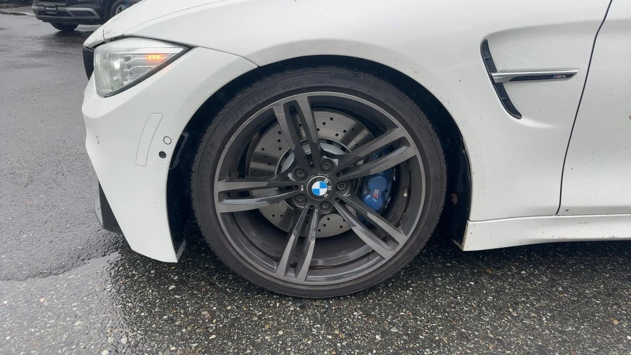 BMW M4 * 2dr Cpe * CARFAX * БЕЗ ПЪРВОНАЧАЛНА ВНОСКА - изображение 7