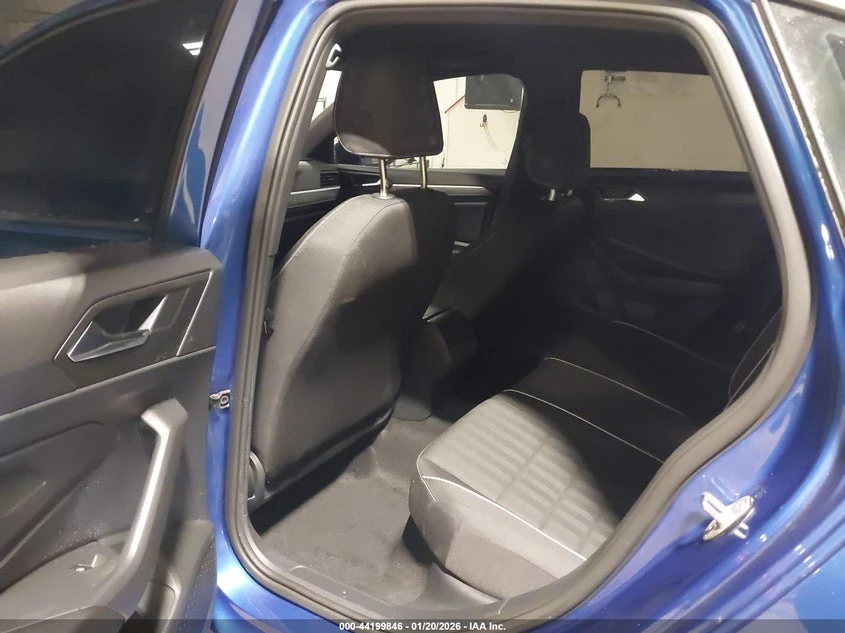 VW Jetta 1.5L I-4 DI, DOHC, VVT, TURBO, 158HP Front Wheel | Mobile.bg � ����������� 8