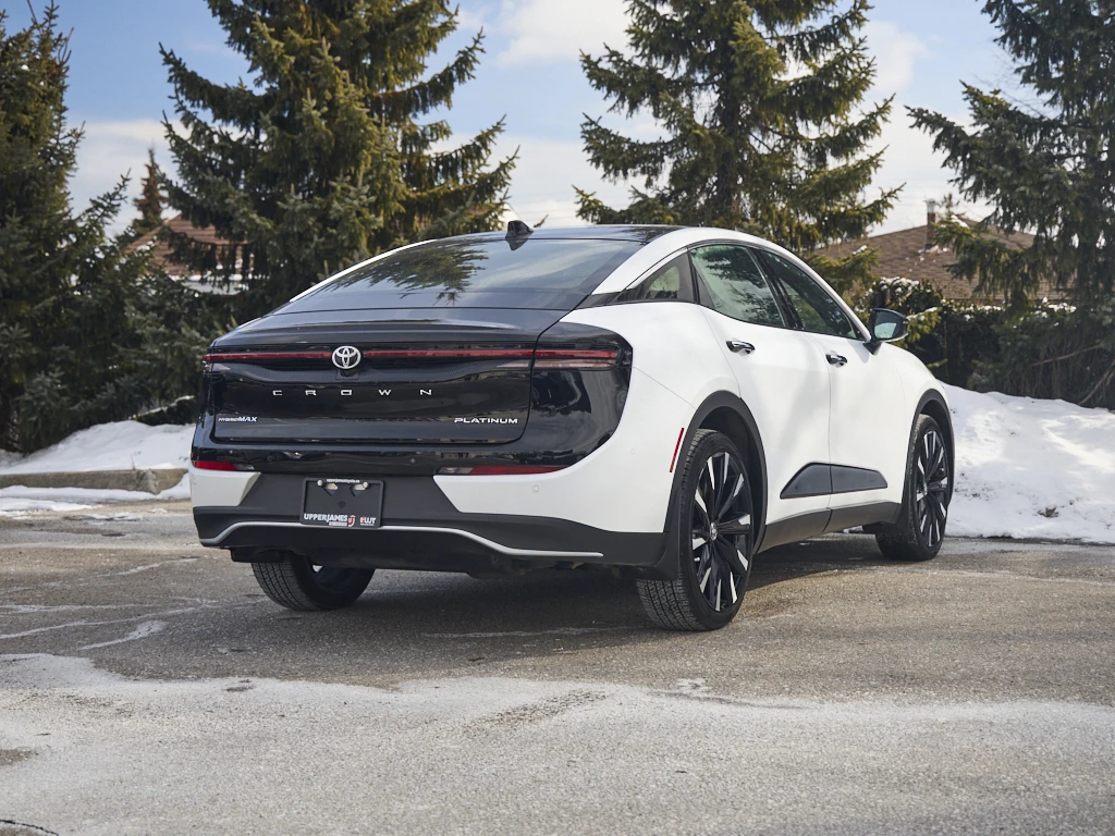 Toyota Crown Platinum AWD | Mobile.bg � ����������� 10