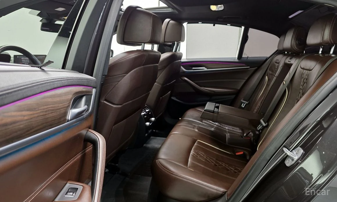 BMW 530, снимка 12 - Автомобили и джипове - 54769464