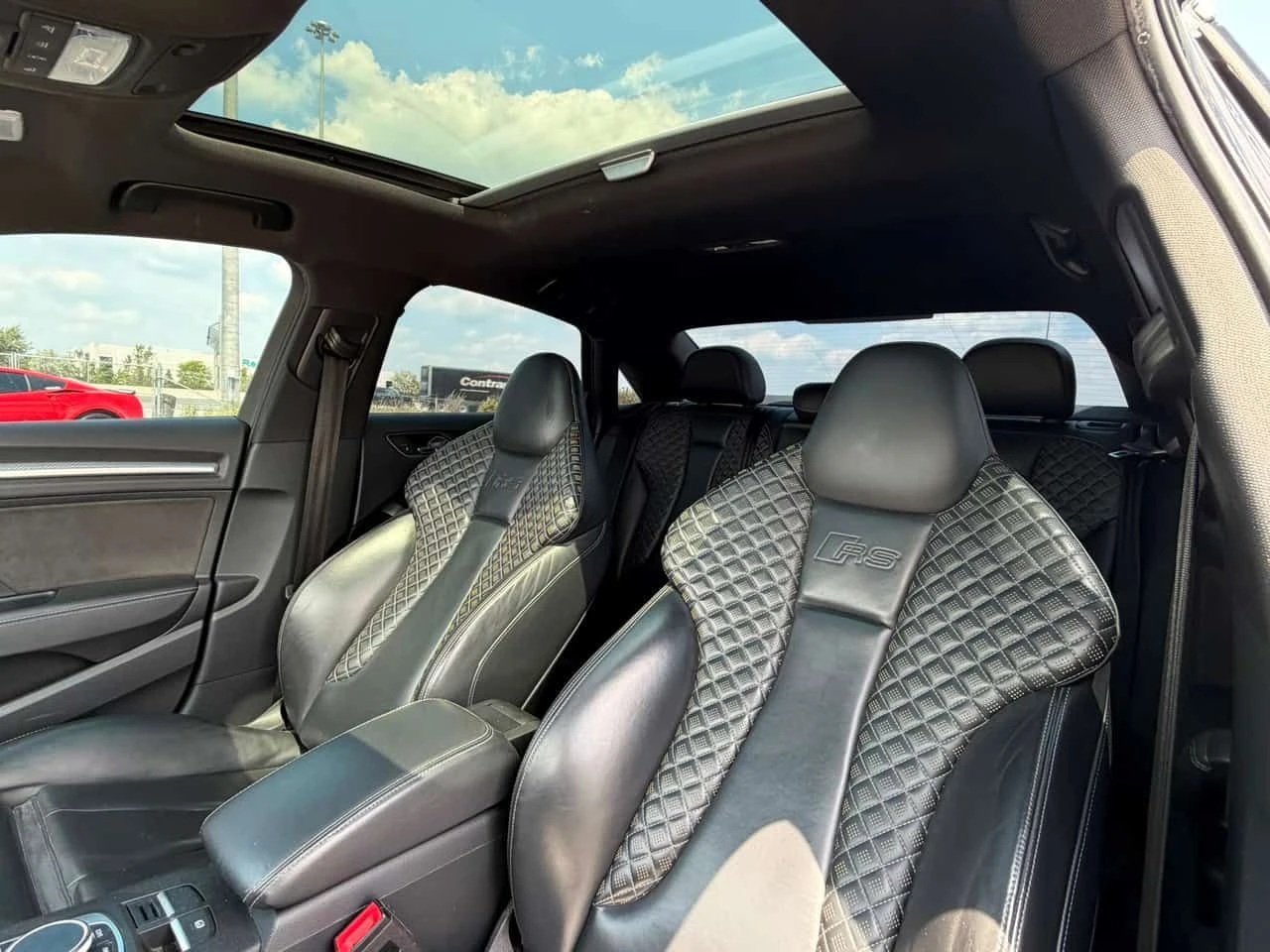 Audi Rs3 2.5 TFSI * DIGITAL* ПОДГРЕВИ* КАМЕРА* , снимка 8 - Автомобили и джипове - 54813285