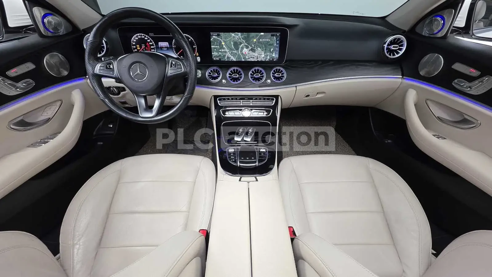 Mercedes-Benz E 220 ПОДГРЕВИ * BURMESTER * KEYLESS * АВТОКРЕДИТ , снимка 7 - Автомобили и джипове - 55033171