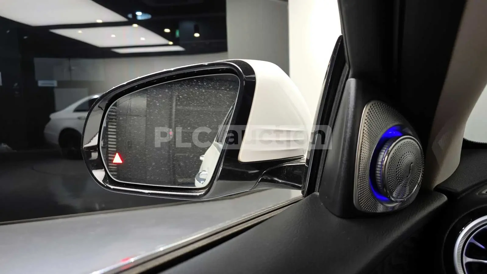 Mercedes-Benz E 220 ПОДГРЕВИ * BURMESTER * KEYLESS * АВТОКРЕДИТ , снимка 16 - Автомобили и джипове - 55033171