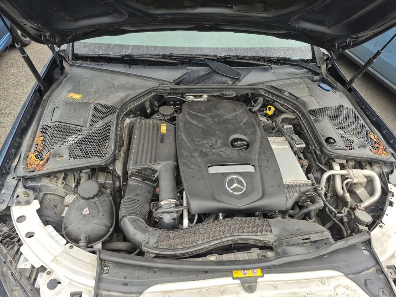 Mercedes-Benz C 300 АМГ Пакет/CARFAX/Панорама/Подгрев/Памет/ФИНАНСИРАН, снимка 17 - Автомобили и джипове - 55180661