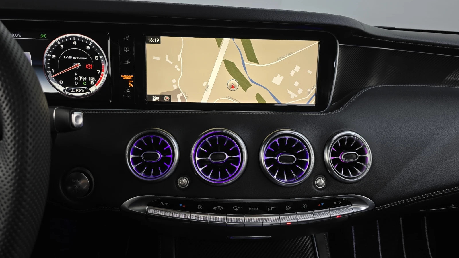 Mercedes-Benz S 63 AMG DIS* ОБДУХ* МАСАЖ* 360* SOFT-CLOSE* HUD* FULL* КРА, снимка 12 - Автомобили и джипове - 55235893