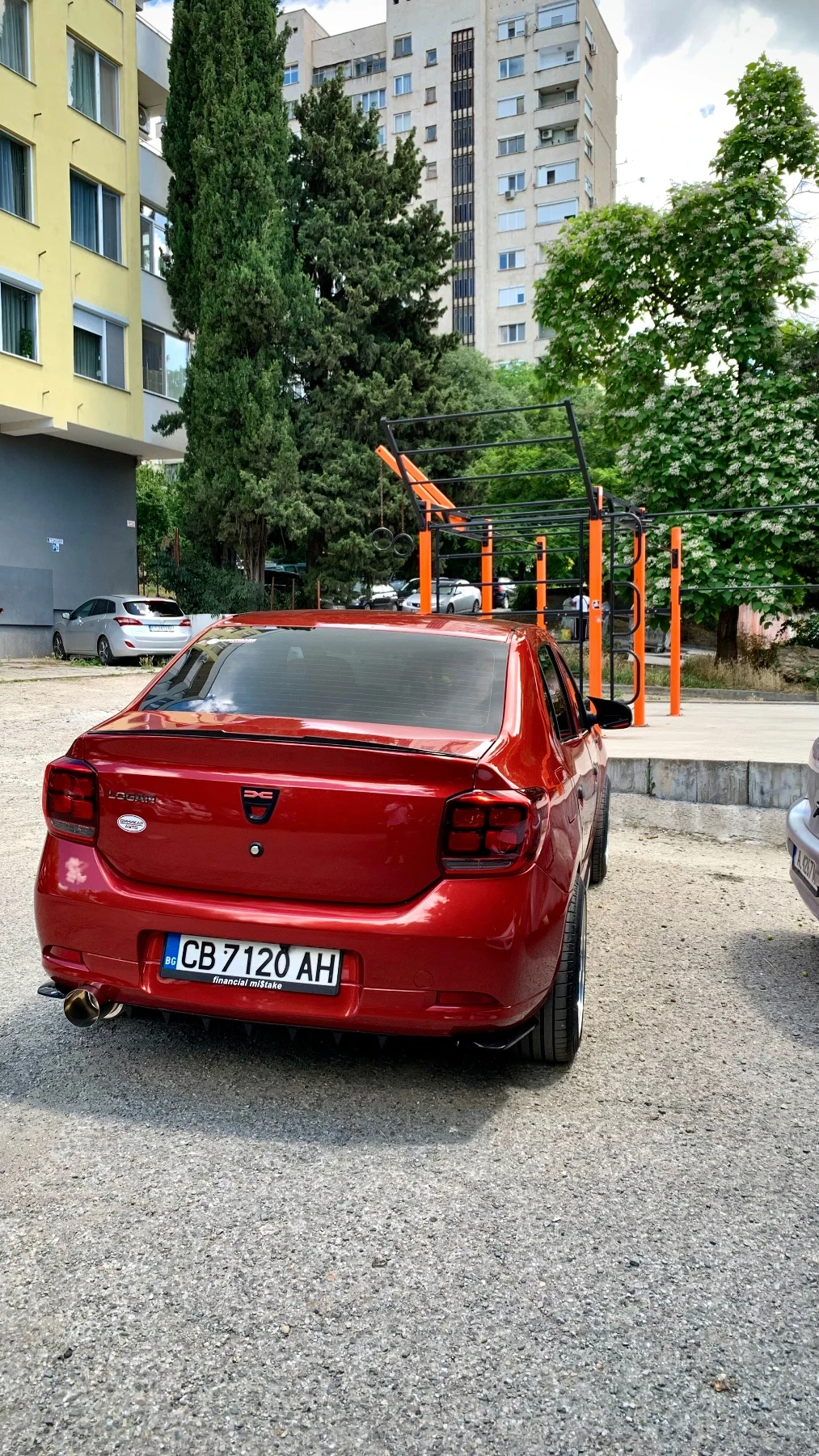 Dacia Logan 1.5DCI, снимка 2 - Автомобили и джипове - 55593058