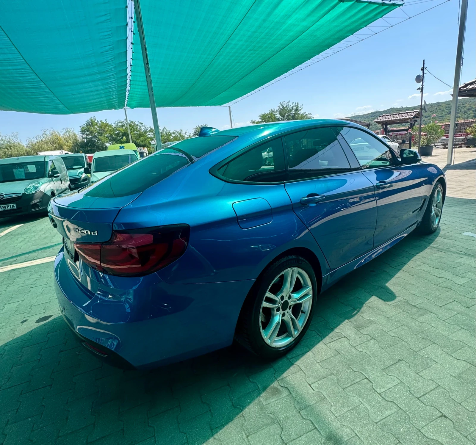 BMW 320 xDrive Gran Turismo M Sport LCI, снимка 4 - Автомобили и джипове - 55623816