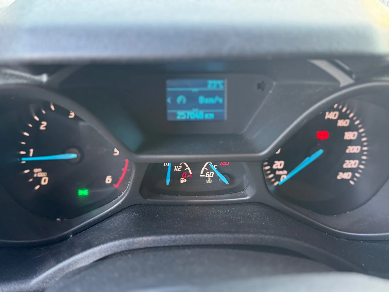 Ford Tourneo Connect, снимка 9 - Автомобили и джипове - 55993247