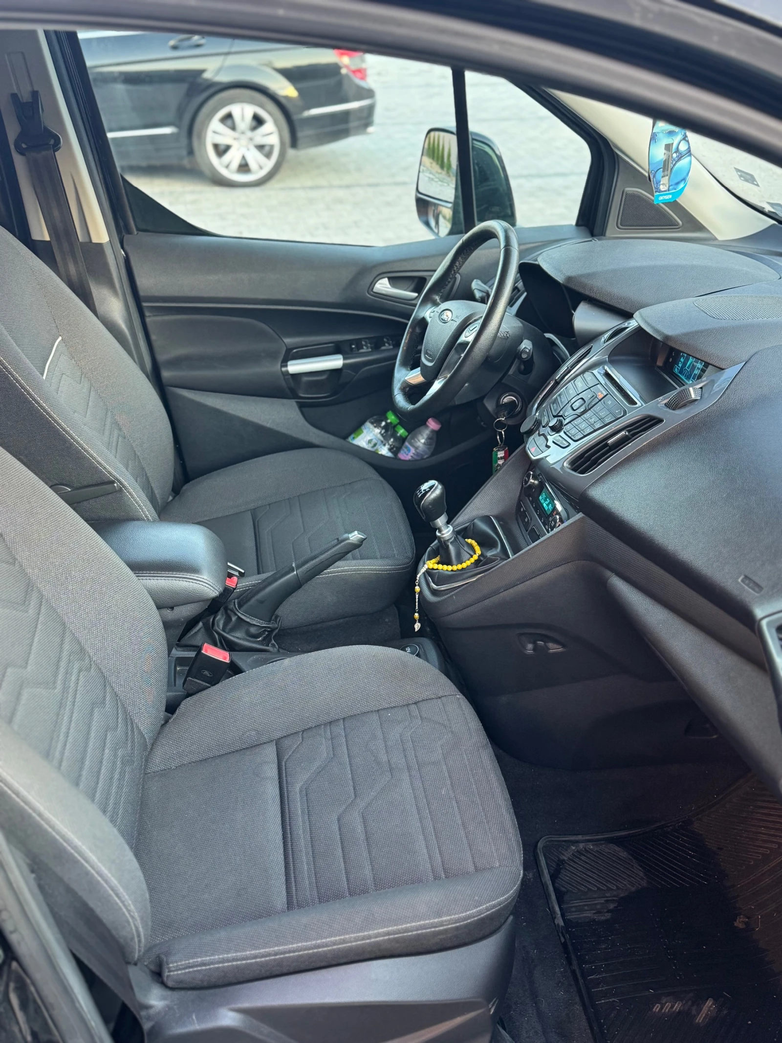 Ford Tourneo Connect, снимка 7 - Автомобили и джипове - 55993247