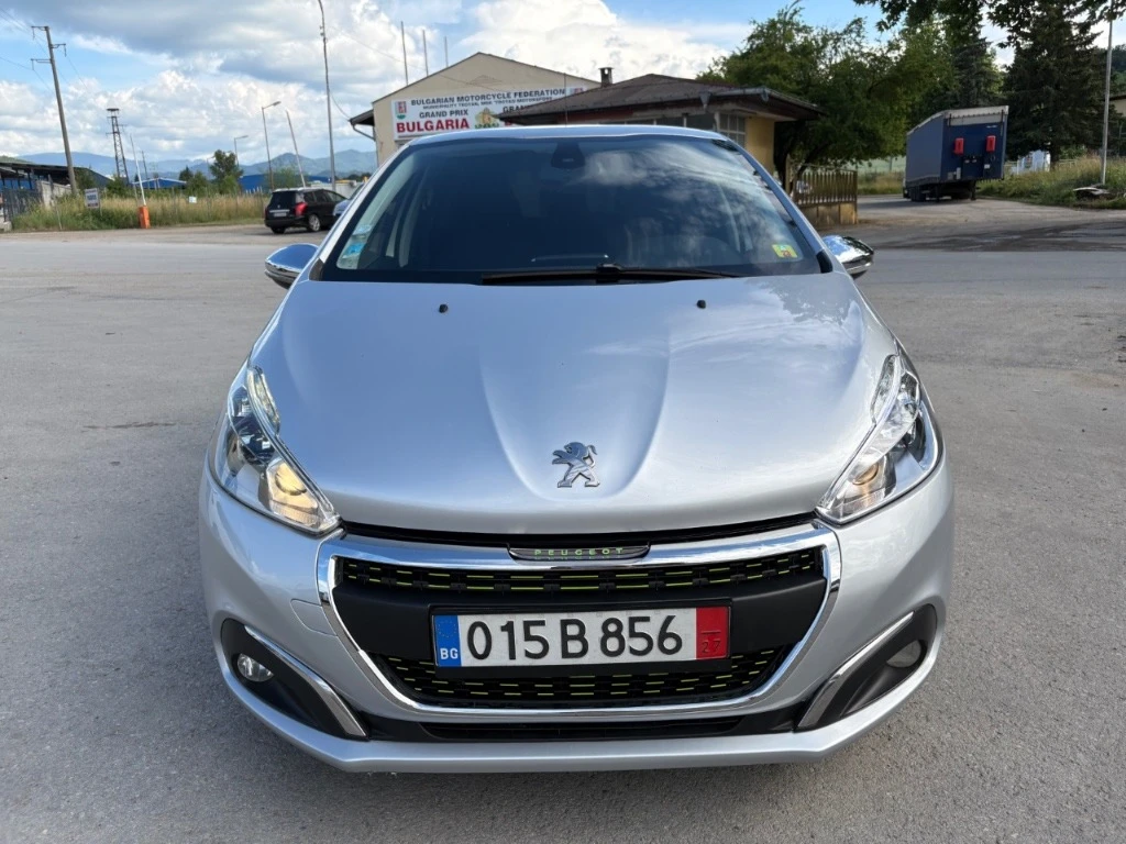 Peugeot 208 1.6E-HDI 115кс  6скорости!, снимка 9 - Автомобили и джипове - 56118853