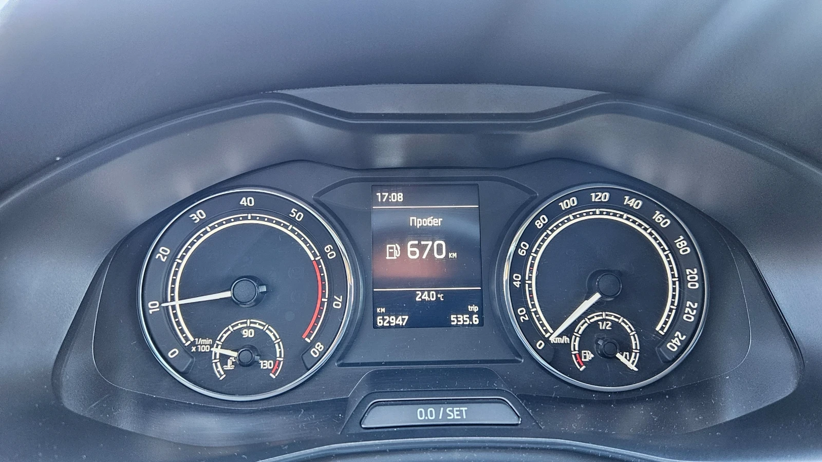 Skoda Scala FULL LED KEYLESS CARPLAY 63000��. | Mobile.bg � ����������� 13