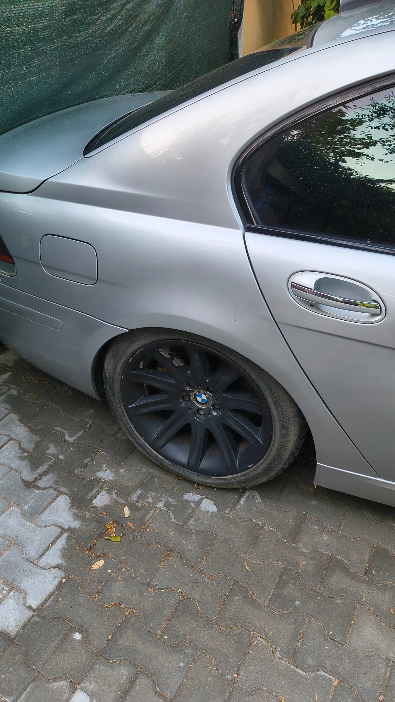 BMW 745 Е65