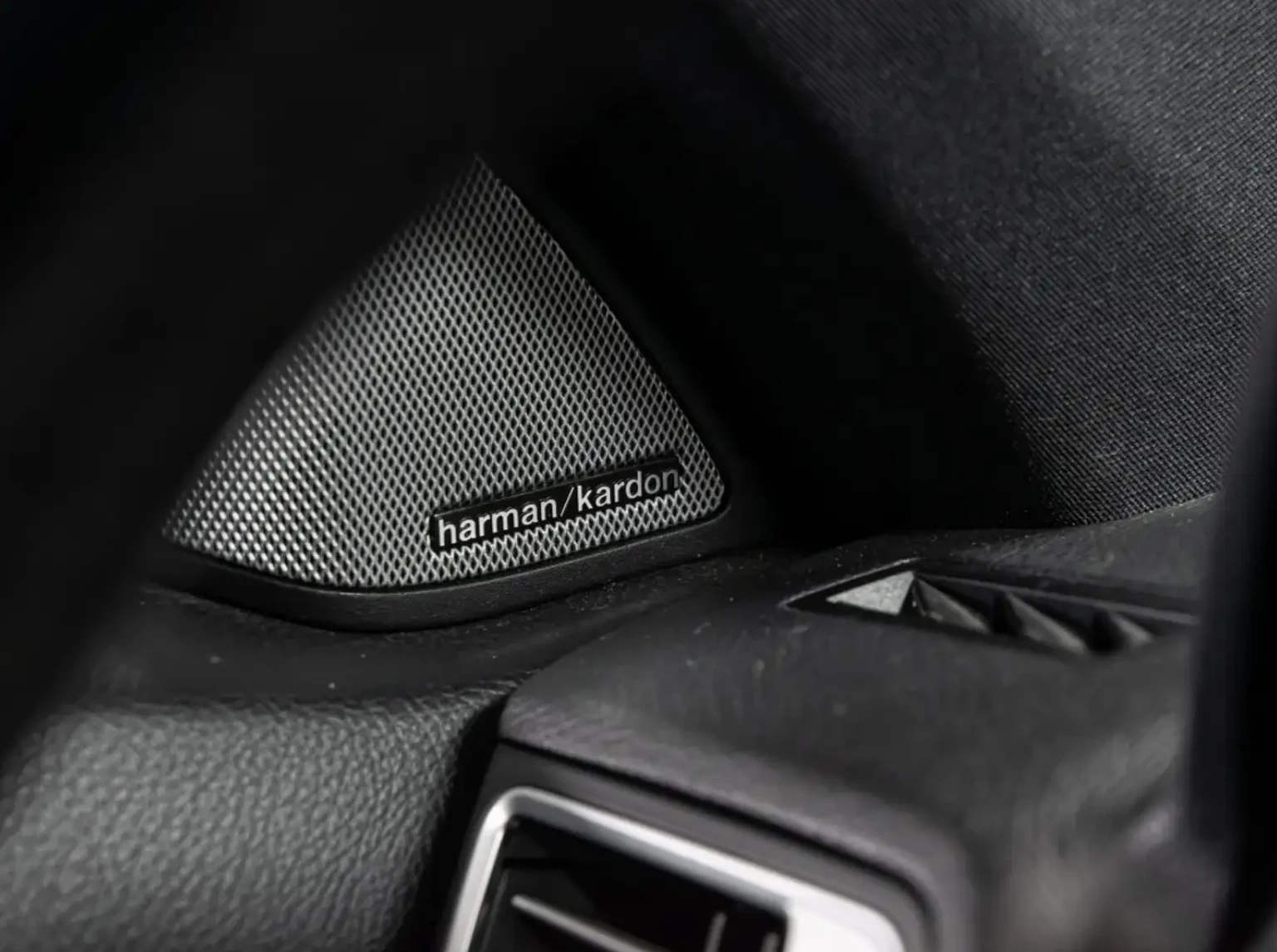 Mercedes-Benz E 400 | Mobile.bg � ����������� 14