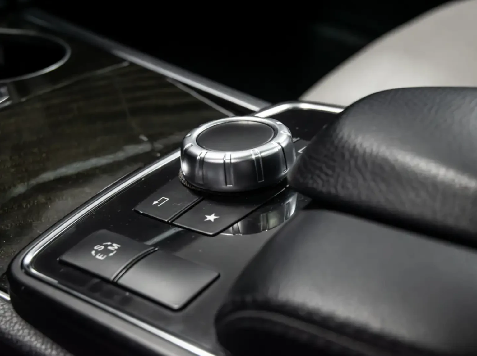 Mercedes-Benz E 400 | Mobile.bg � ����������� 10