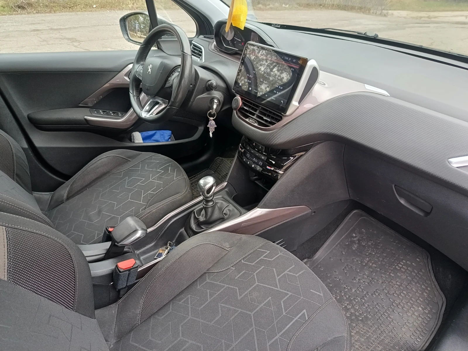 Peugeot 2008, снимка 4 - Автомобили и джипове - 56691943
