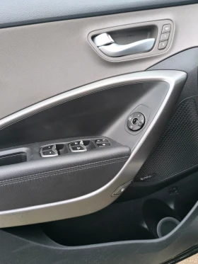 Hyundai Santa fe Grand Santa Fe facelift 2017 3.3 V6 (294 Hp) Autom, снимка 16