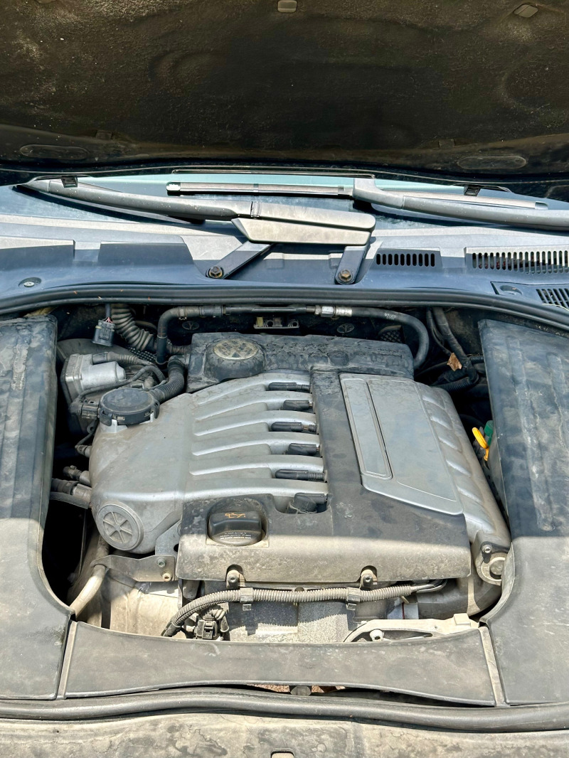 VW Touareg 3.2 Бензин/Газ, снимка 17 - Автомобили и джипове - 46307765