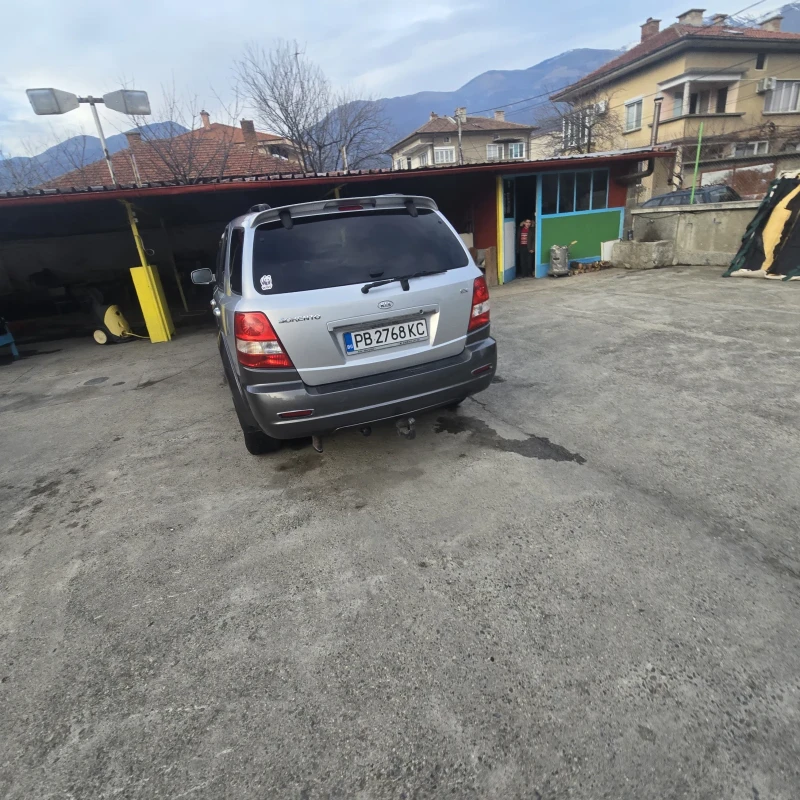 Kia Sorento, снимка 6 - Автомобили и джипове - 48432227