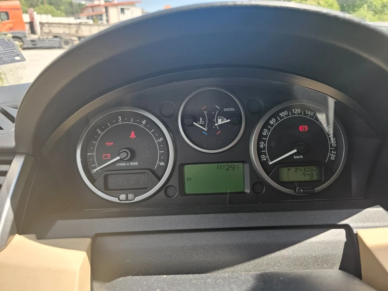 Land Rover Range Rover Sport TDV6 2.7, снимка 7 - Автомобили и джипове - 51574175