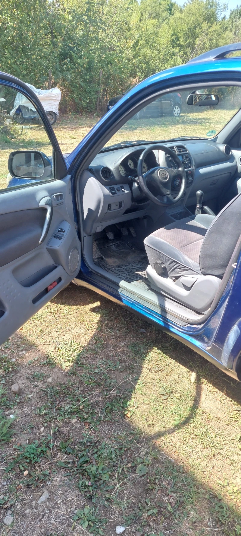 Toyota Rav4 2.0 i 4x4, снимка 11 - Автомобили и джипове - 52310552