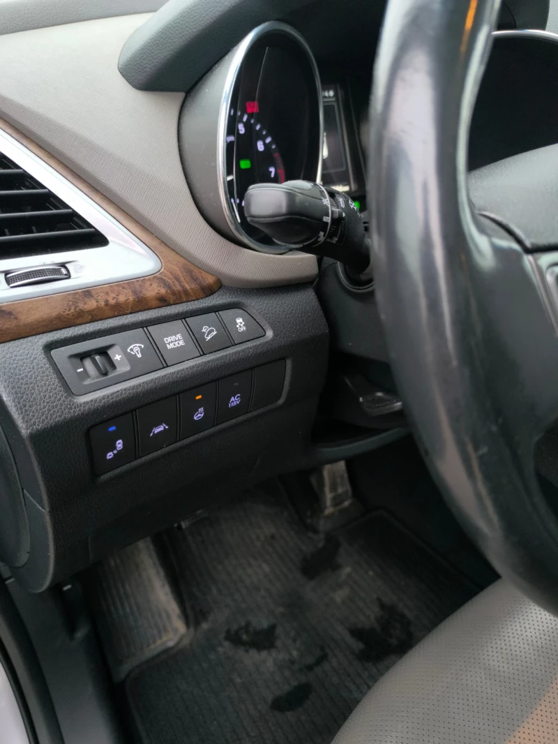 Hyundai Santa fe Grand Santa Fe facelift 2017 3.3 V6 (294 Hp) Autom, снимка 4 - Автомобили и джипове - 53275755