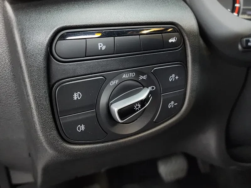 Infiniti QX50 2.0 ESSENTIAL, снимка 17 - Автомобили и джипове - 55705305