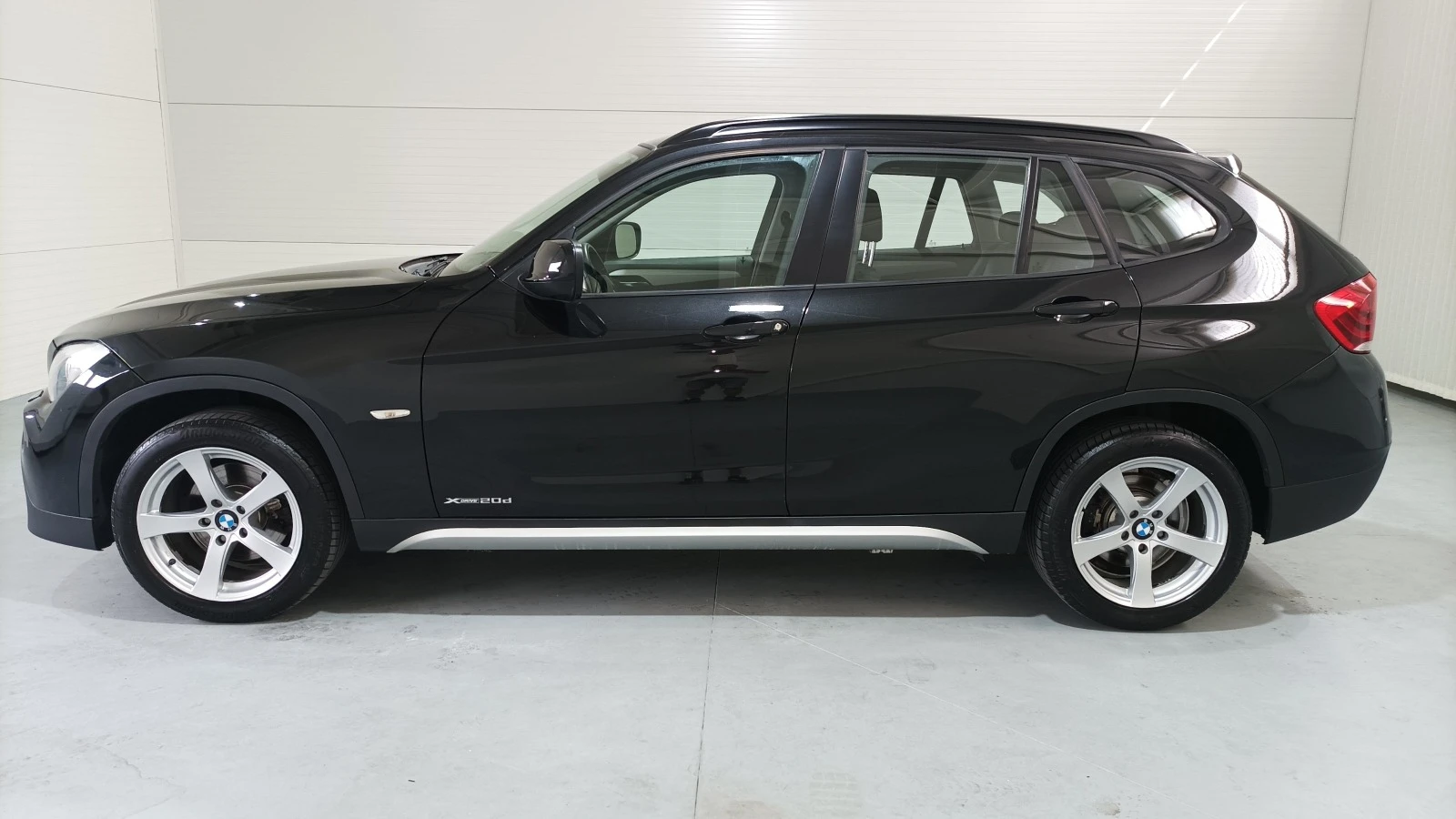 BMW X1 2.0 d XDrive - изображение 8